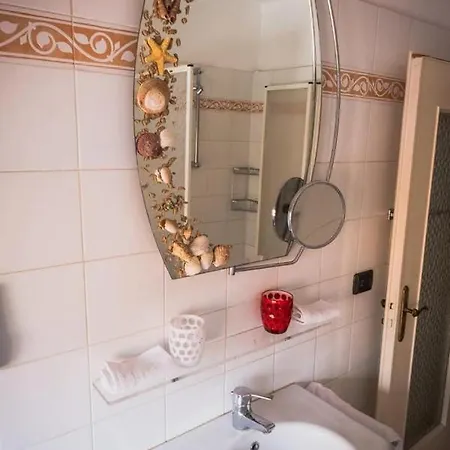 Mazzini 9 * راباللو